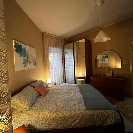 Cozy Art Home - Rome, Cervialto-2